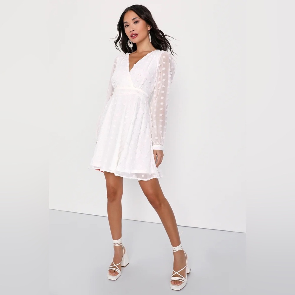 Lulu’s Always on Repeat White Clip Dot Long Sleeve Mini Dress Size: LARGE